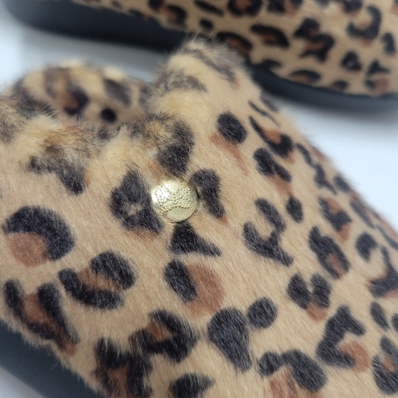Alegría Cheetah print faux fur slipper Mule clogs. - Picture 6 of 14